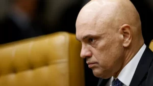 Juiz suspende sessão da Câmara que analisaria cassação do prefeito de  Cândido Mendes